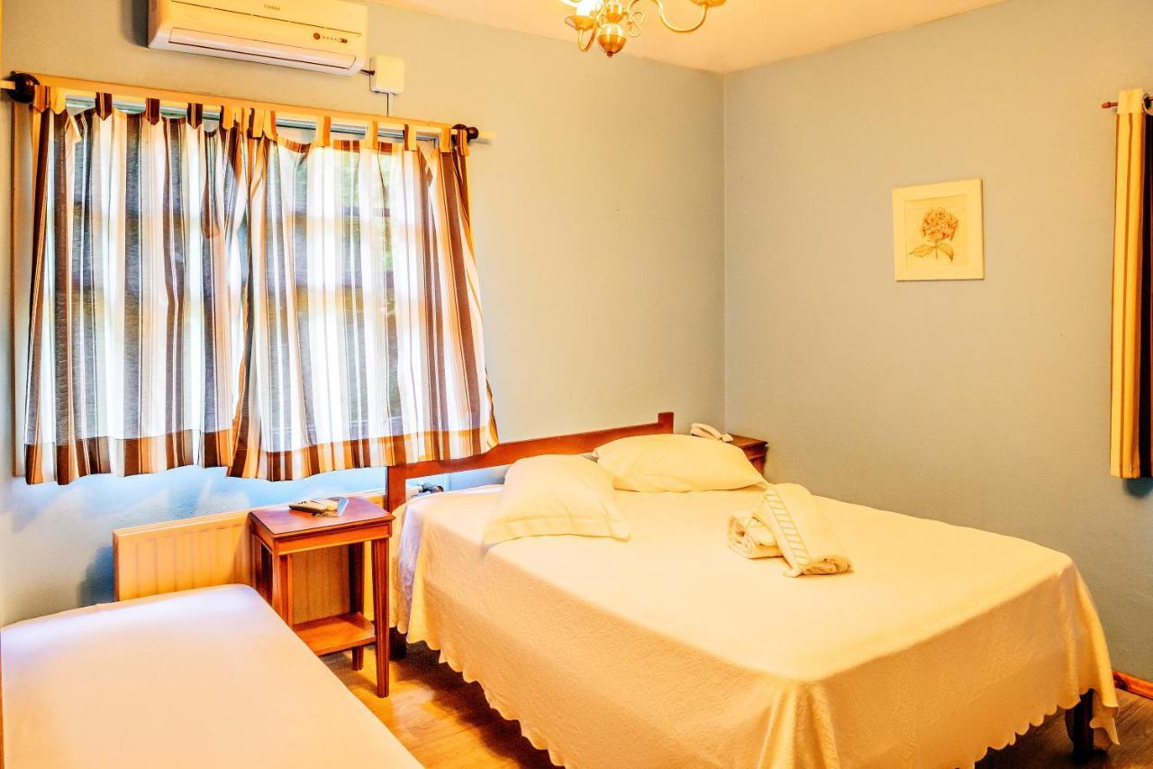 Pousada Casa Rosa 카넬라 외부 사진