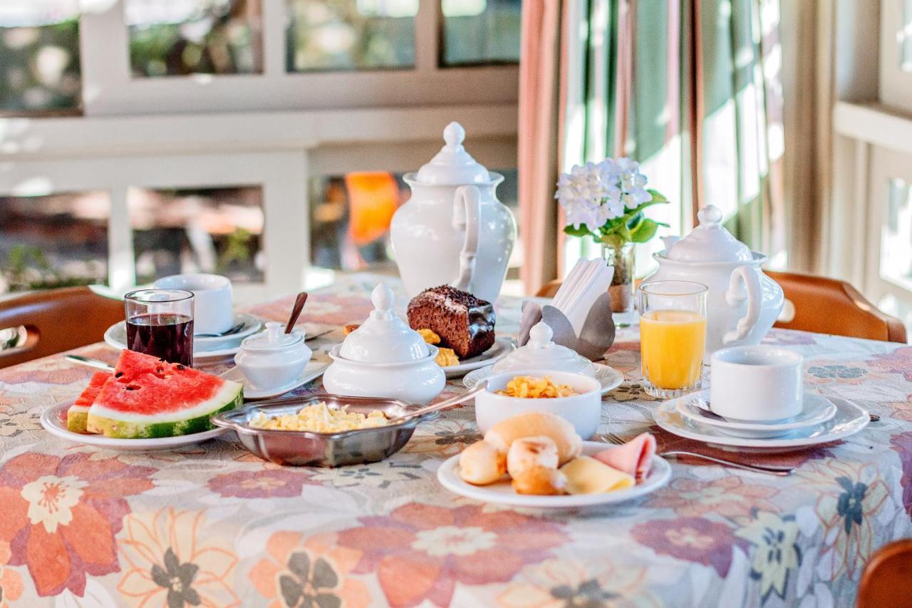 Pousada Casa Rosa 카넬라 외부 사진