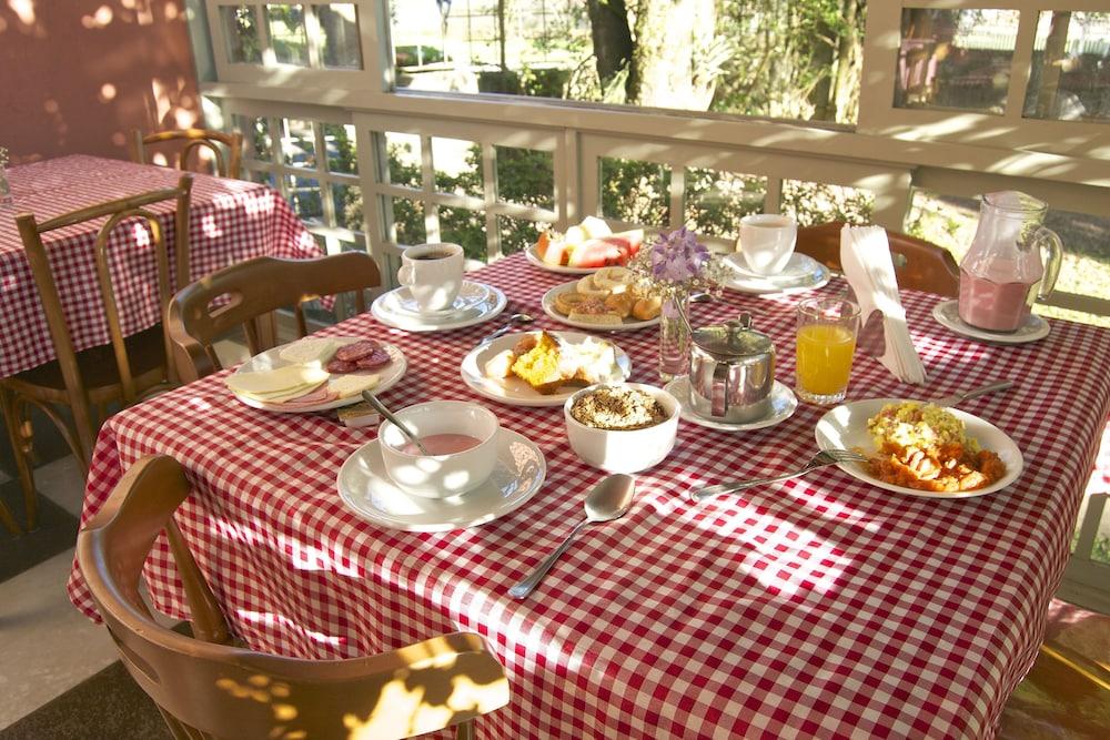 Pousada Casa Rosa 카넬라 외부 사진