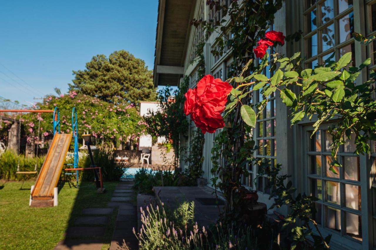 Pousada Casa Rosa 카넬라 외부 사진
